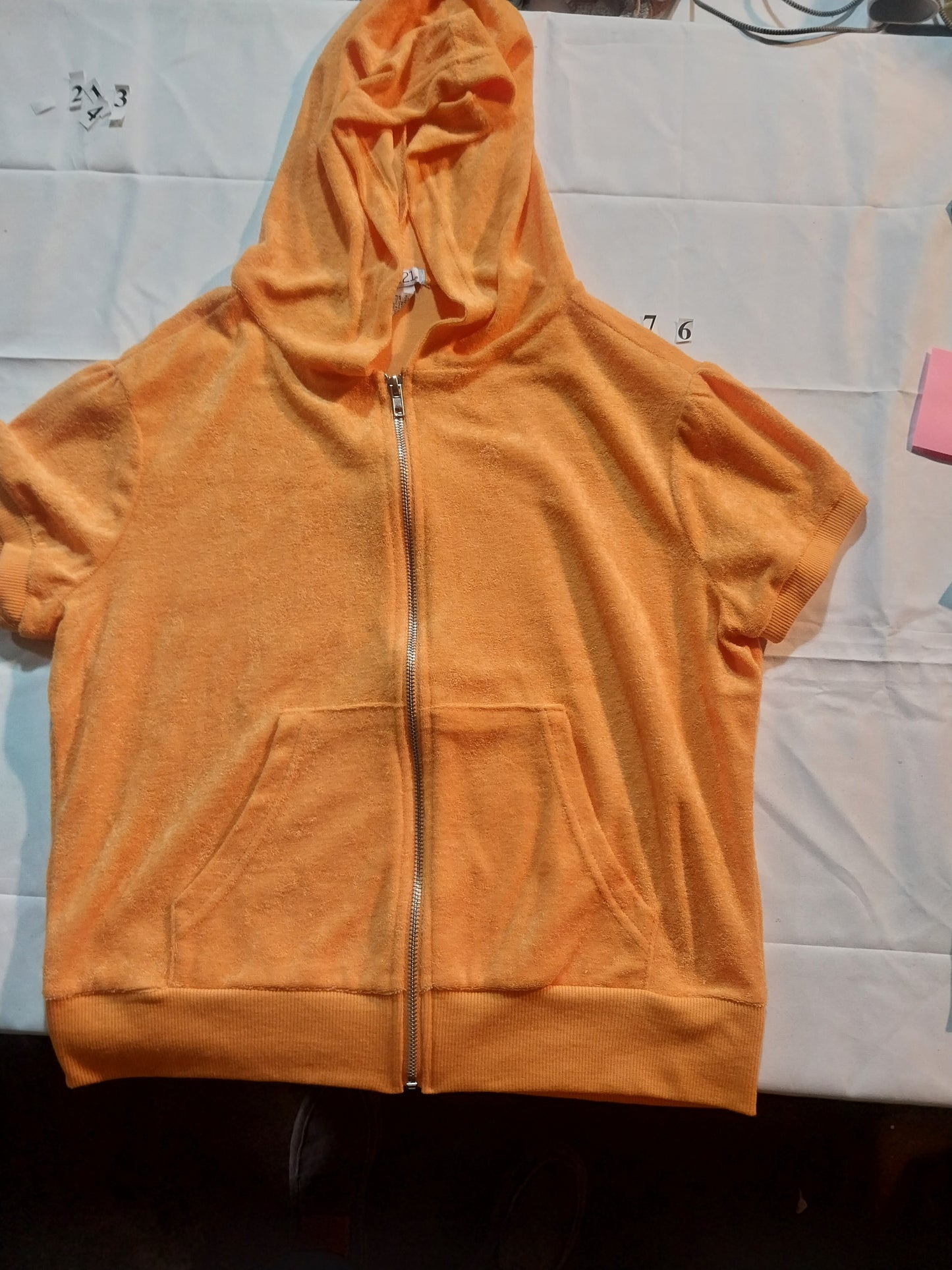 WOMEN'S AND PLUS SIZE SHORT SLEEVE HOODY